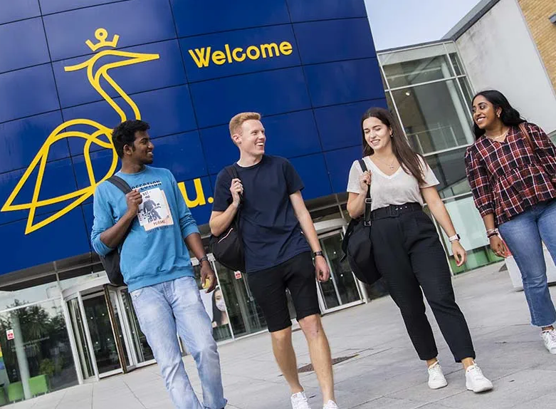 Anglia Ruskin Universit